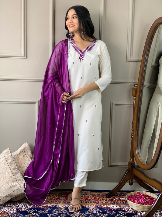 Designer Kurta set with Knee Bottom Pant and Plain Dupatta